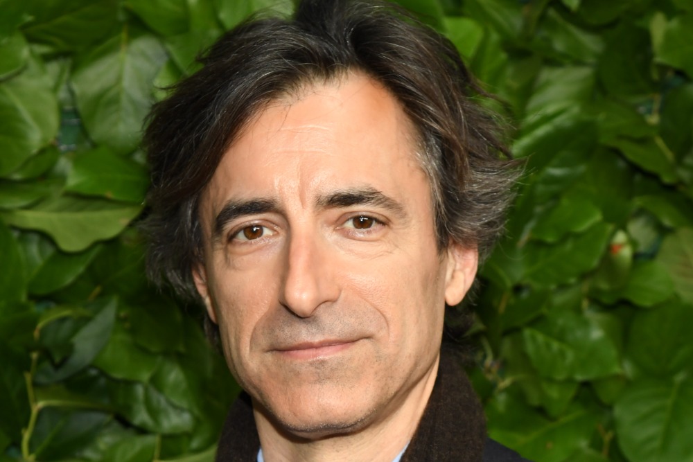 Noah Baumbach Signs First Look Deal With Warner Bros.; Sets New Theatrical Movie With Studio Label Clockwork (EXCLUSIVE)